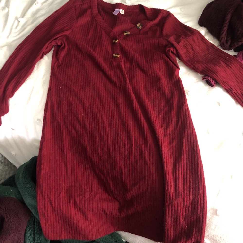 Maroon long sleeve dress